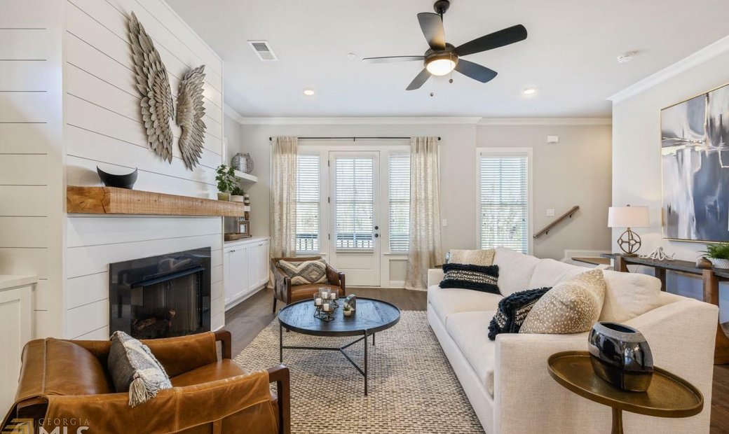 Townhouse For Sale In Woodstock In Woodstock, United States