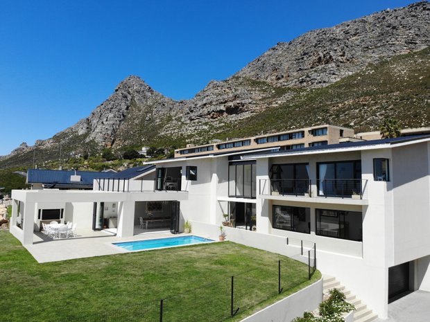 Luxury homes with office for sale in Muizenberg Mountains, Cape Town ...