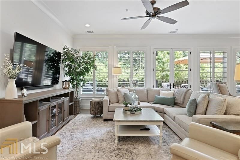 Condo For Sale In Alpharetta In Alpharetta, United States For