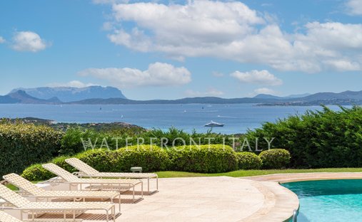 Villa en Porto Cervo, Cerdeña, Italia 1