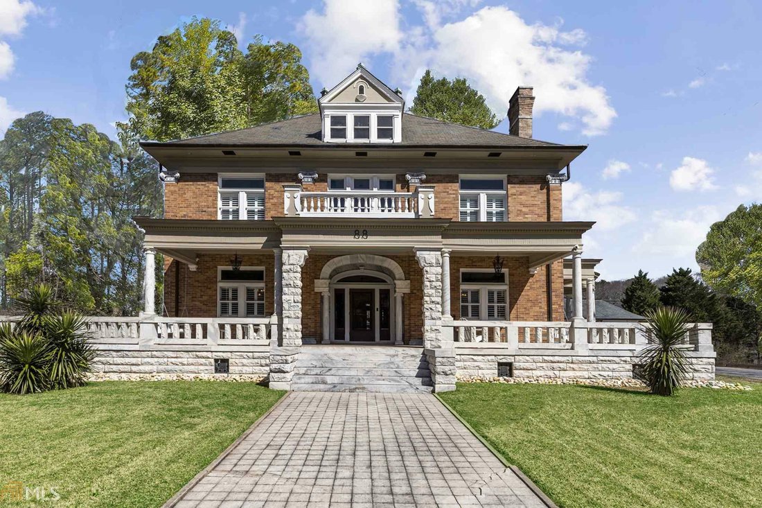 Single Family For Sale In Newnan In Newnan, United States For