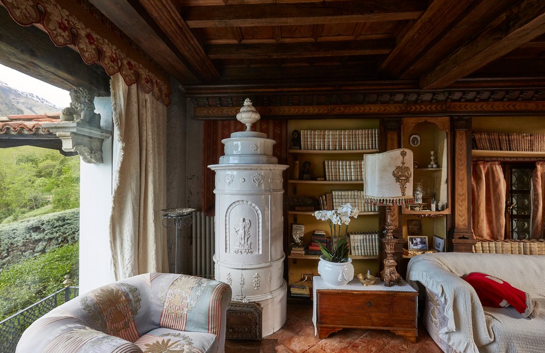 Unique Historical Villa On Lake Como In Dongo, Lombardy, Italy For Sale (11274749)