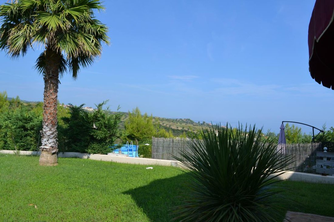 Villa in Pallini Municipal Unit, Macedonia and Thrace, Greece 5 - 11567268