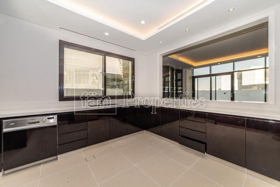 Villa in Dubai, Dubai, United Arab Emirates 1 - 11568505