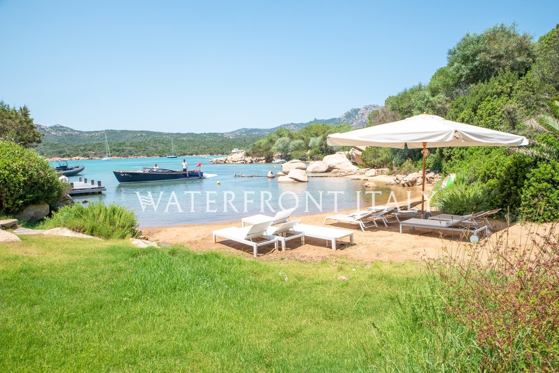 Villa à Marina di Porto Cervo, Arzachena, Italie 2 - 11569747