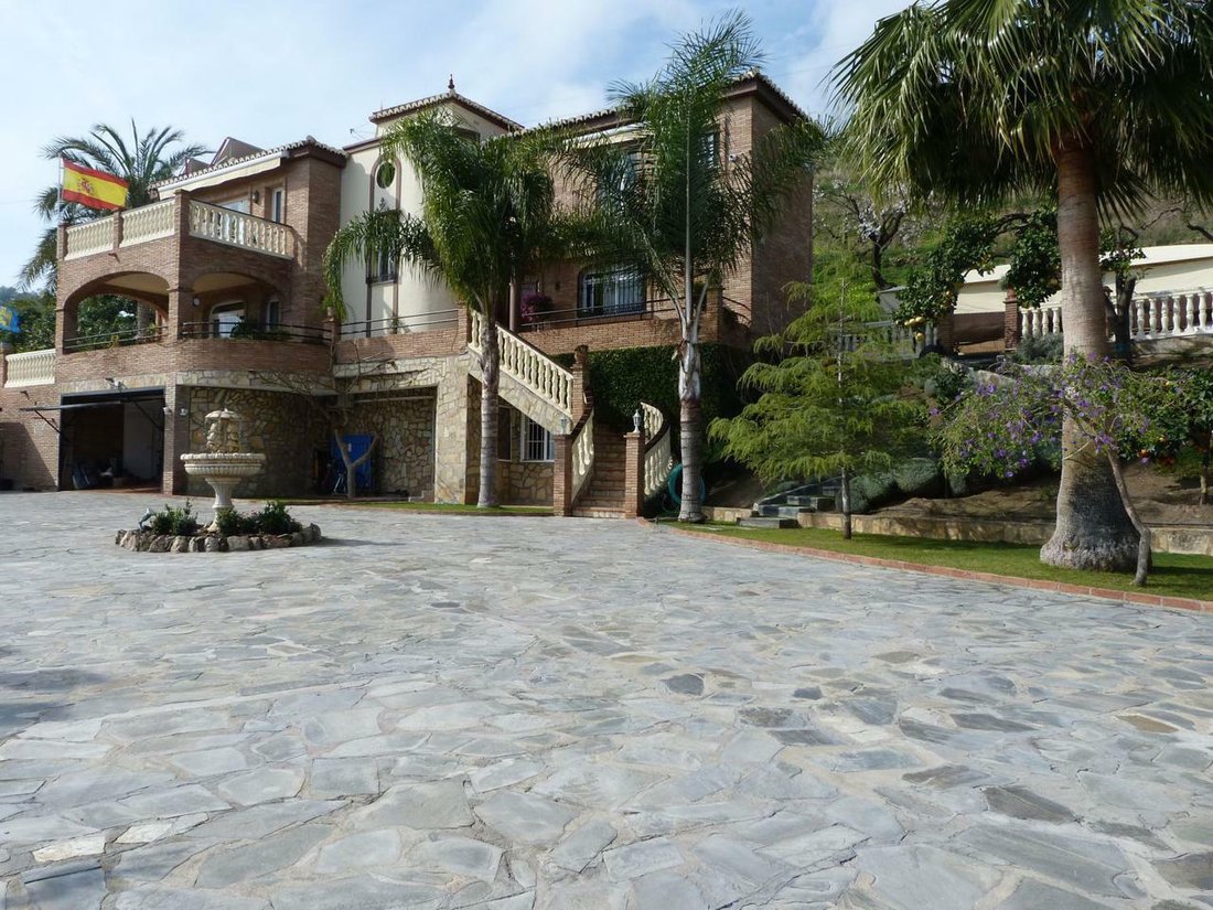 Nerja Villa In Nerja, Andalusia, Spain For Sale (11577217)