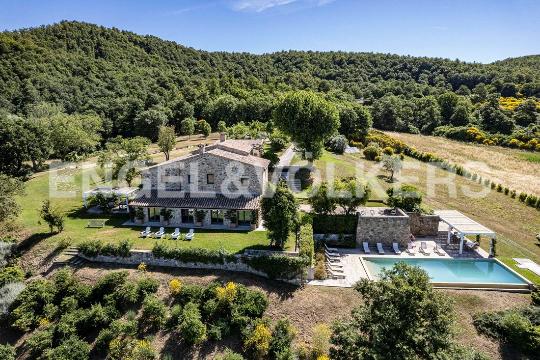 Country House in Sarteano, Tuscany, Italy 2 - 11581048