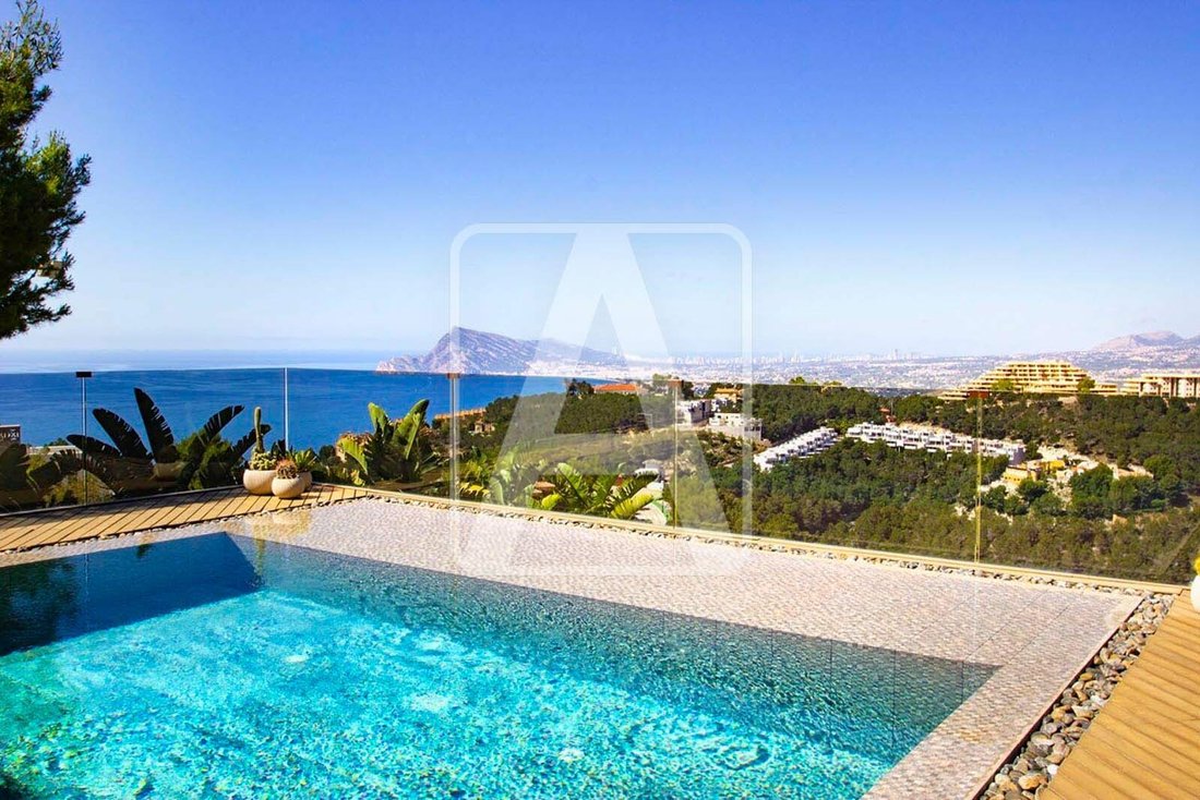 Villa in Altea, Valencian Community, Spain 1 - 11587569