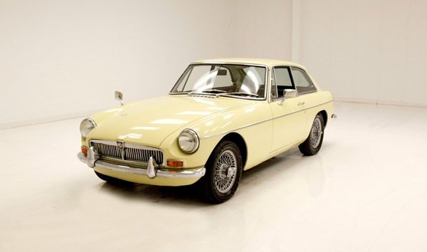 1967 MG B GT (11588936)
