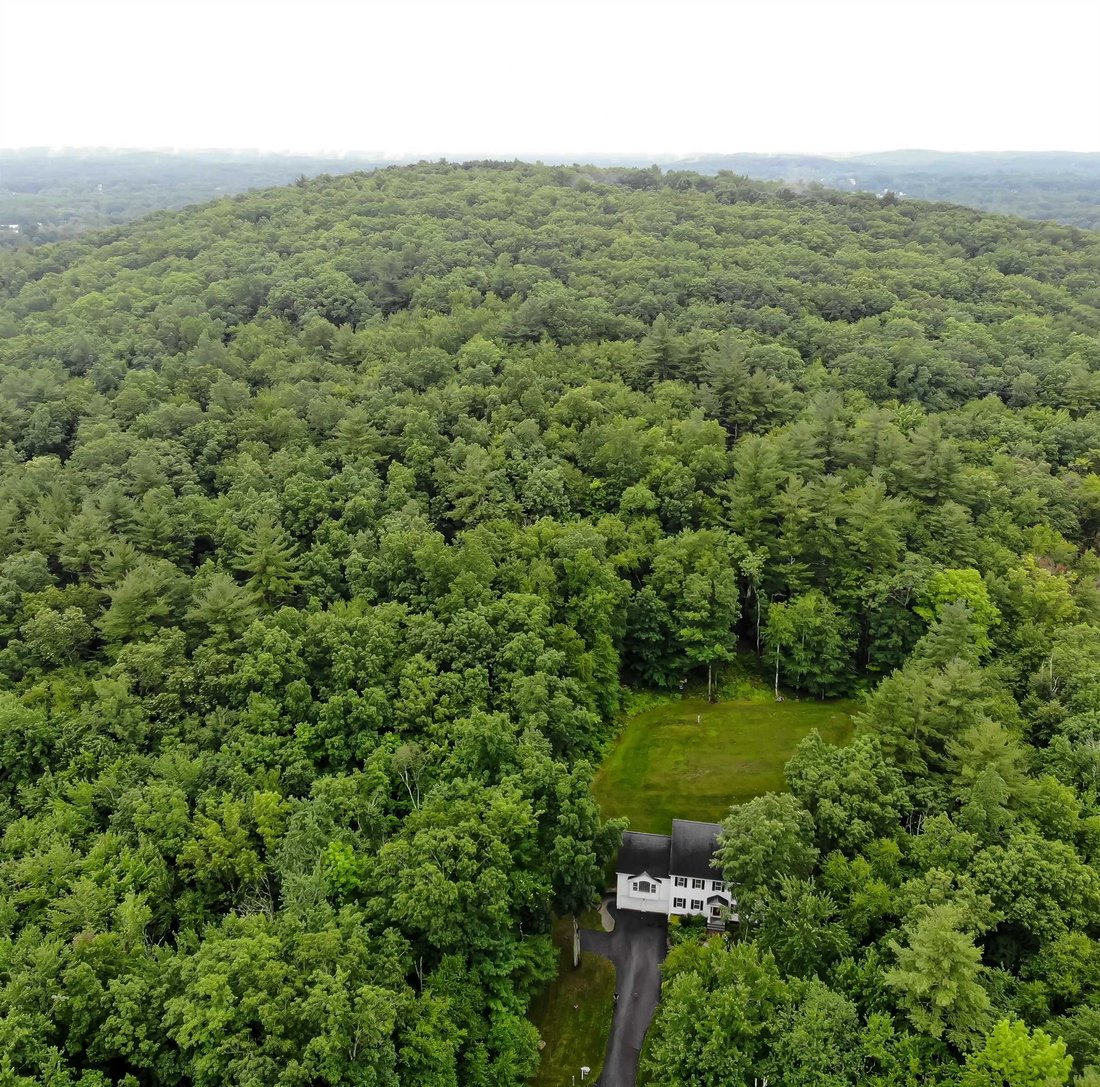 House in Pepperell, Massachusetts, United States 4 - 11592895