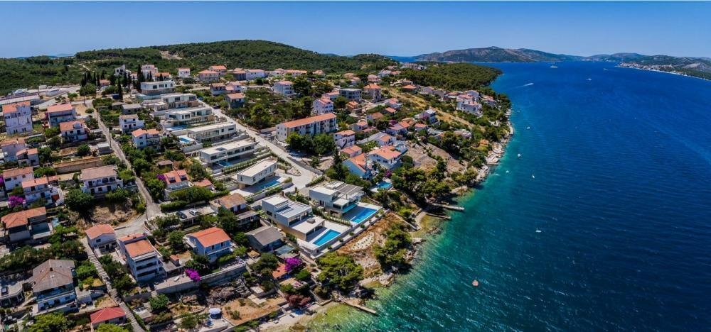 Villa in Zedno, Split-Dalmatia County, Croatia 1 - 11384335