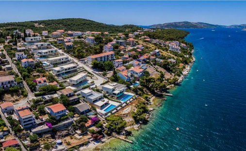 Villa in Zedno, Split-Dalmatia County, Croatia 1