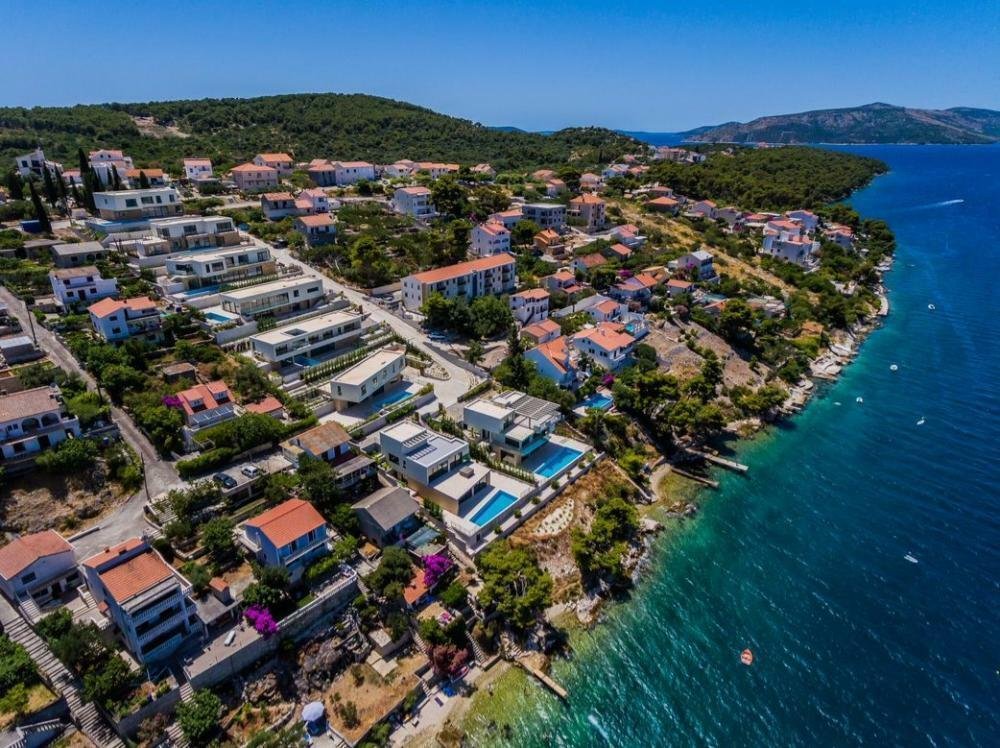 Villa in Zedno, Split-Dalmatia County, Croatia 1 - 11384310