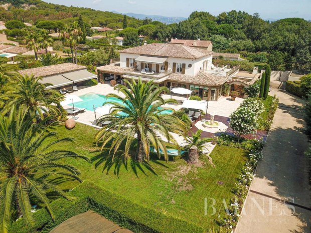Villa in Saint-Tropez, Provence-Alpes-Côte d'Azur, France 1
