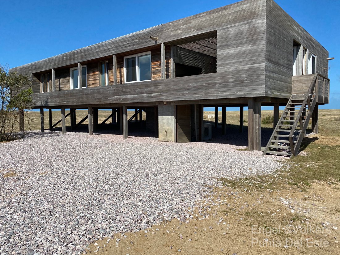 House in La Pedrera, Rocha Department, Uruguay 2 - 11596508