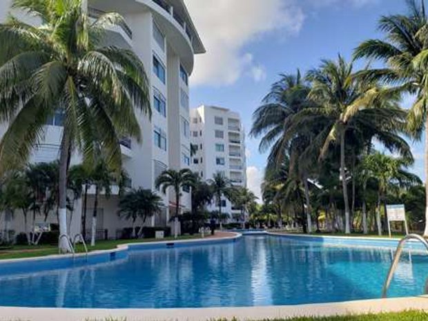 condos for sale near cancun mexico