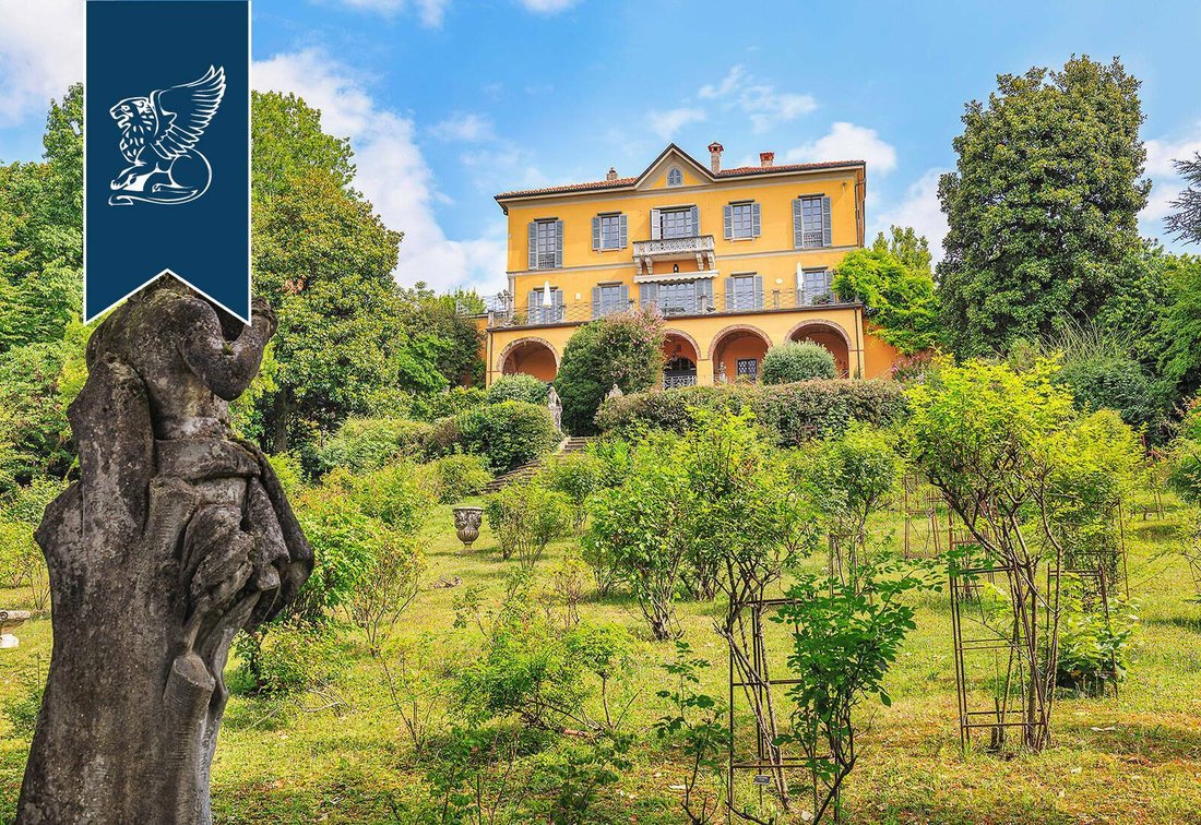 Historic Luxury Villa For Sale In Lombardy In Monte, Lombardy, Italy