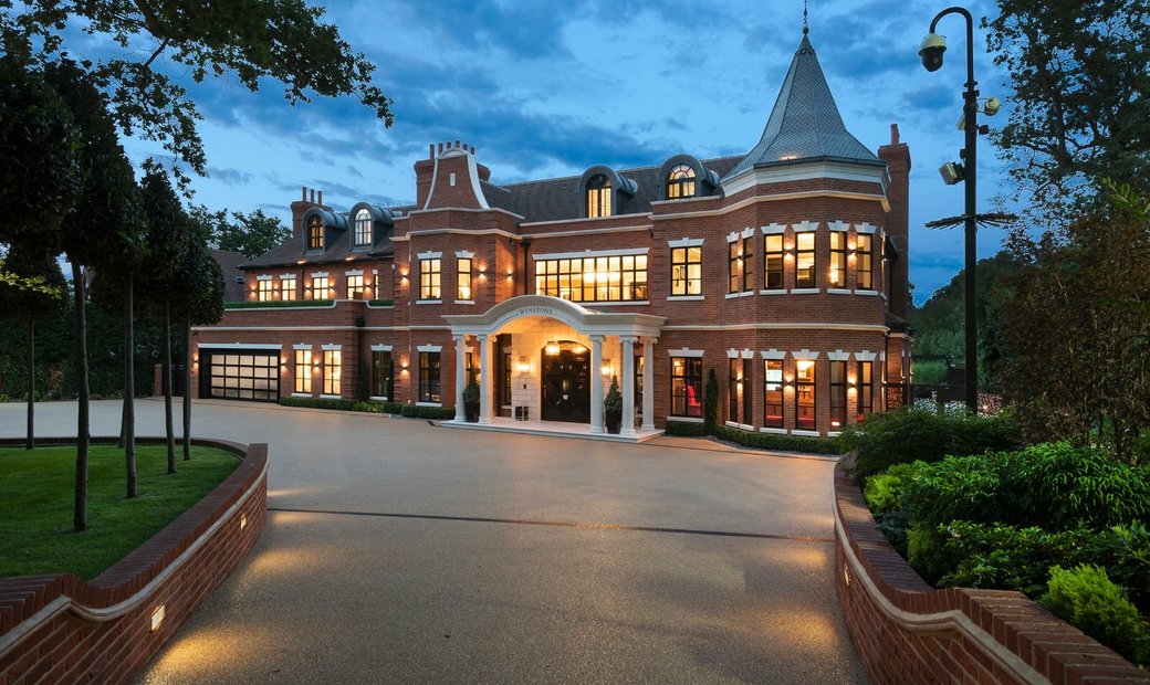 Grand New Residence In The Heart Of Keston In Bromley, England, United Kingdom For Sale (11600342)