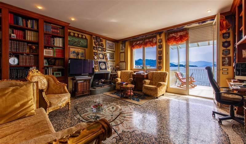 Villa in Stresa, Piedmont, Italy 3 - 11611108