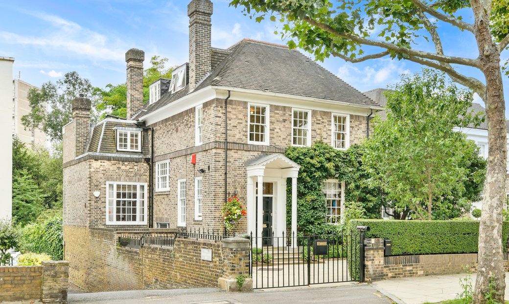 Hamilton Terrace, St. John's Wood, Nw8 In London, England, United