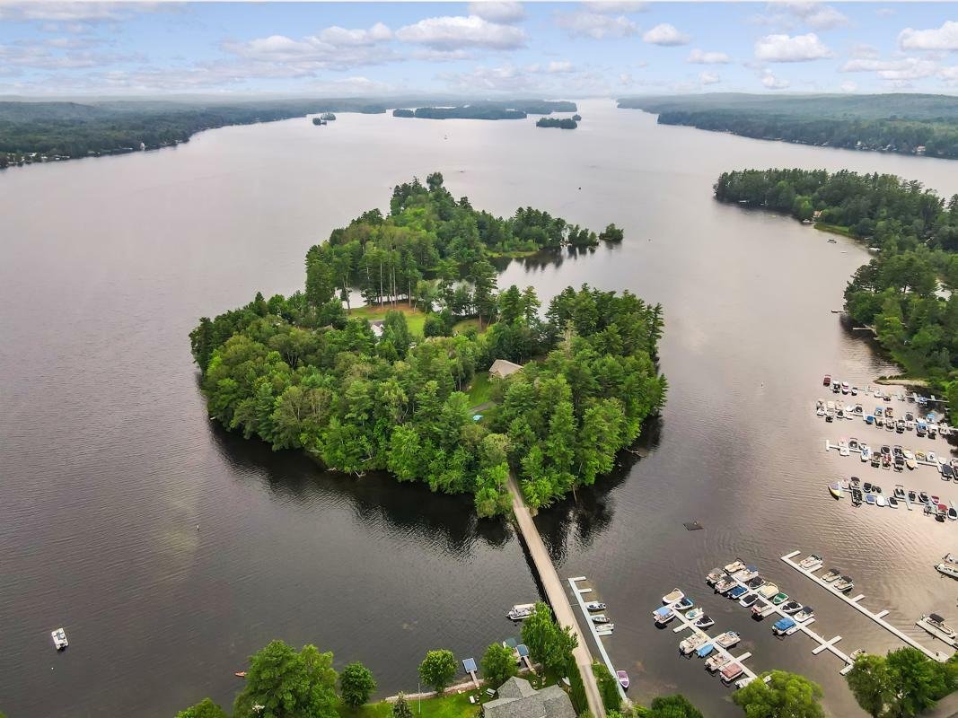 Island Living With Year Round Access In Winthrop, Maine, United States