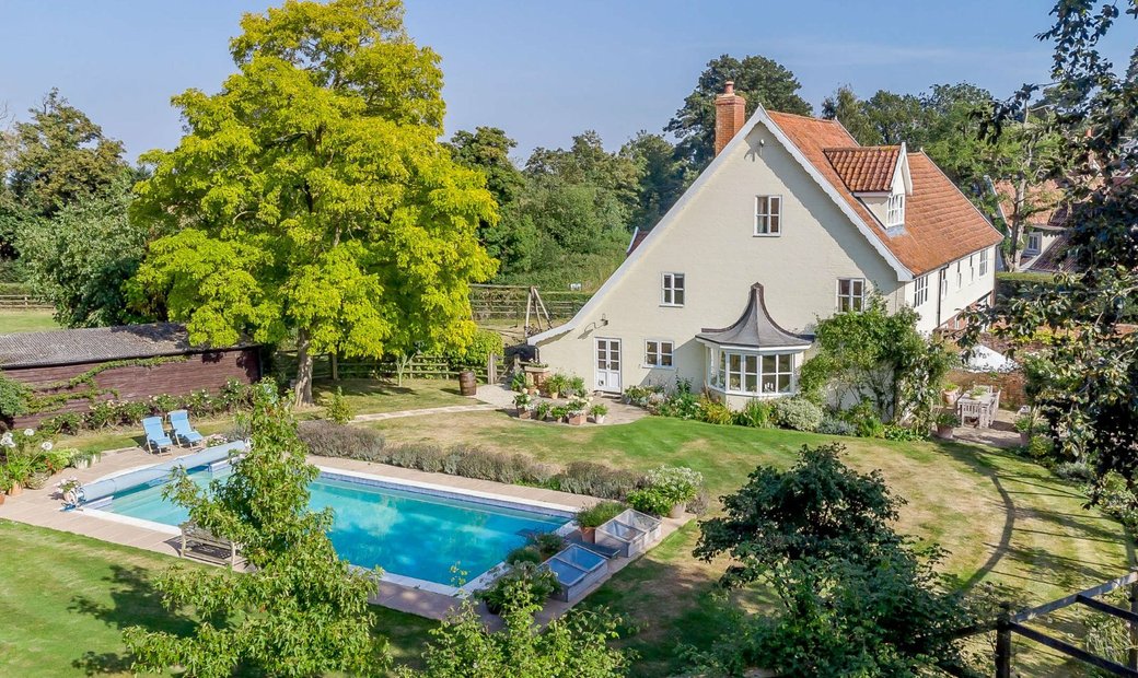 Beautiful Former Coach House With Attractive In Scole, England, United