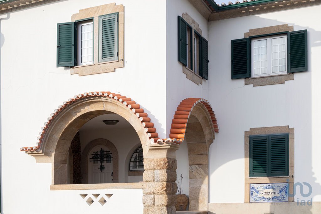 Townhouse in Oliveira de Azemeis, Santiago de Riba-Ul, Ul, Macinhata da Seixa e Madail, Aveiro District, Portugal 3 - 11630584