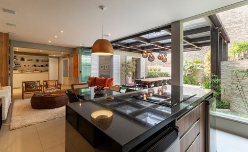 House in São Paulo, State of São Paulo, Brazil 1