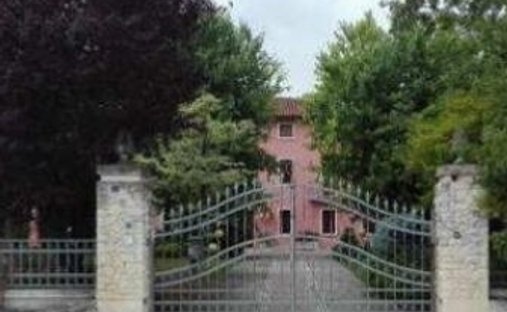 Creazzo, Veneto, Italy 1