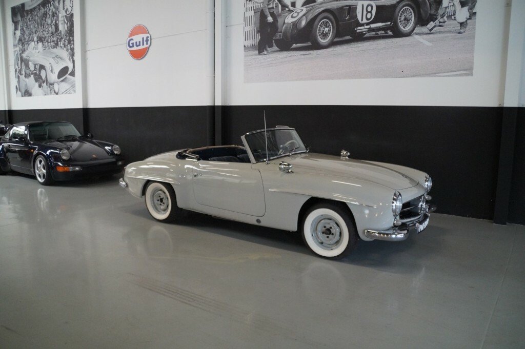 Cabriolet in Etten-Leur, North Brabant, Netherlands 1 - 11632550