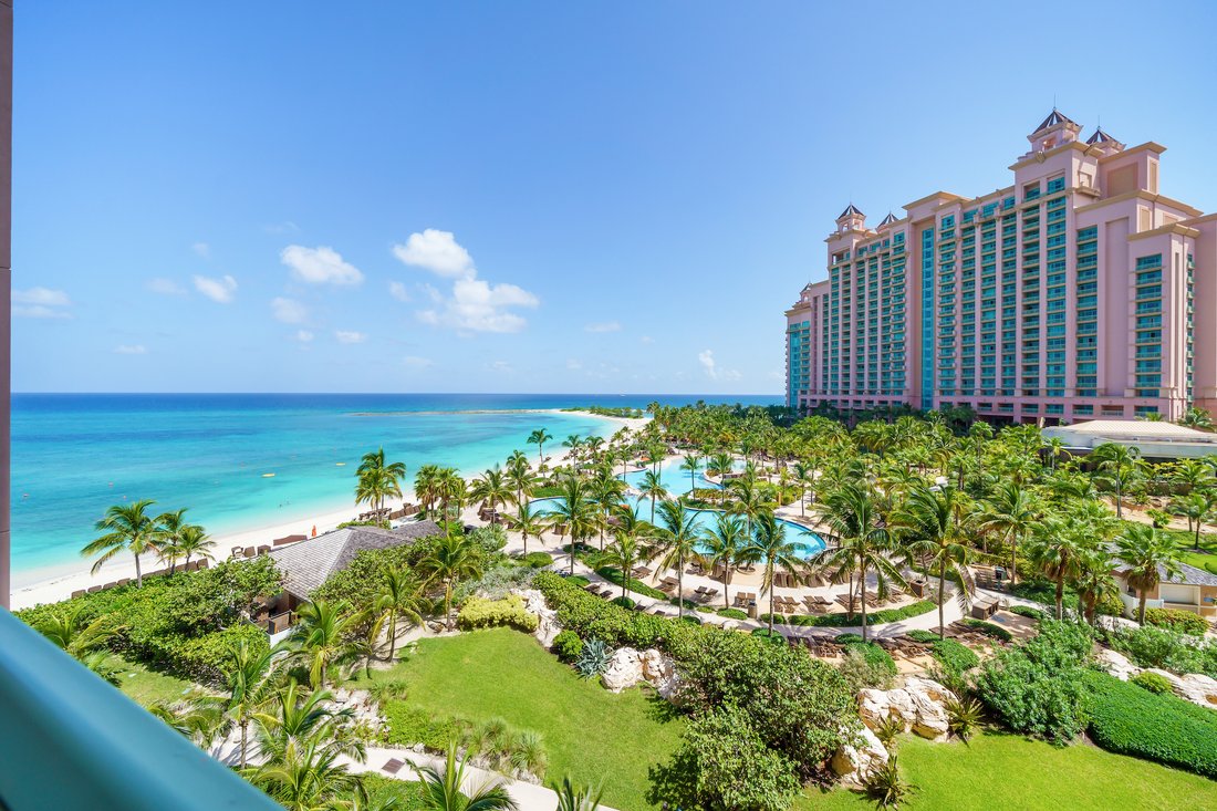 Condo in Nassau, New Providence, The Bahamas 1 - 11636410