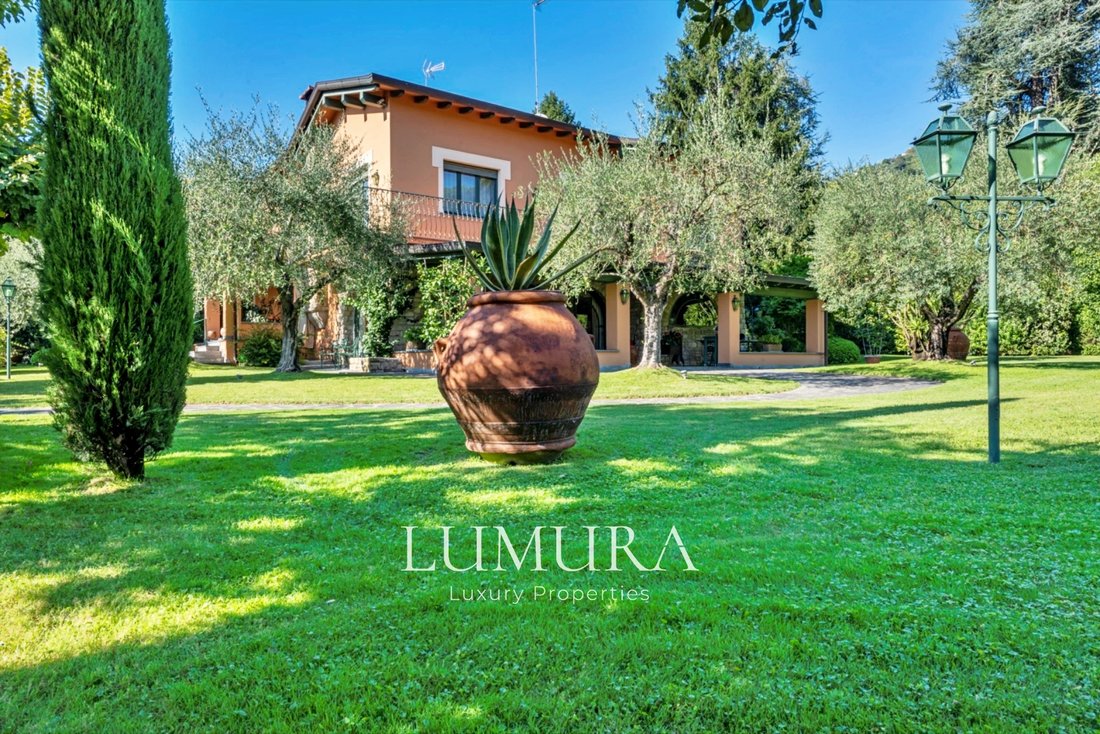 Luxury Villa For Sale In Pietrasanta Surrounded In Pietrasanta, Tuscany