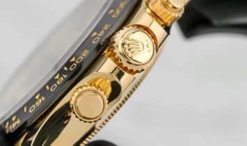 Rolex Daytona Cosmograph 116518LN-0048 Yellow Gold Champagne and Black Dial