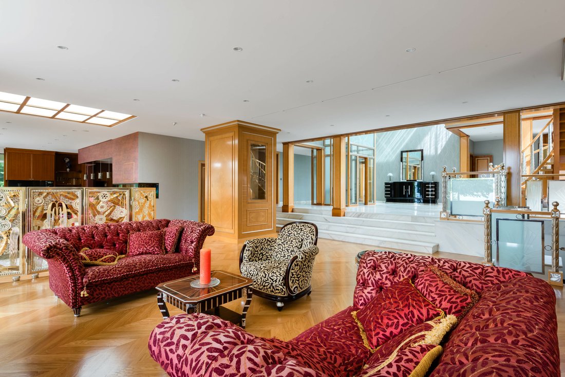 Beautiful Waterfront Property In Geneva, Genève, Switzerland For Sale