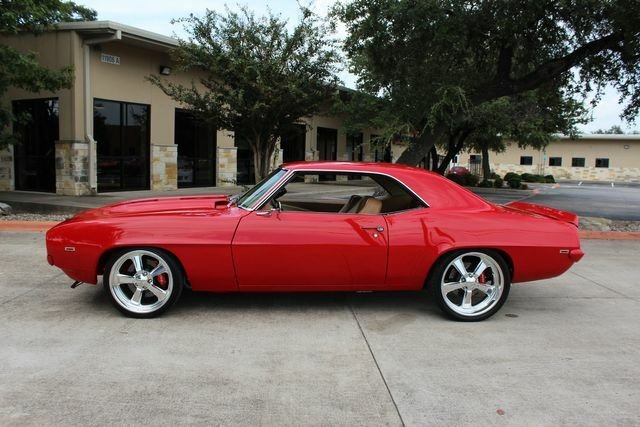 Coupe in Austin, Texas, United States 2 - 11644251