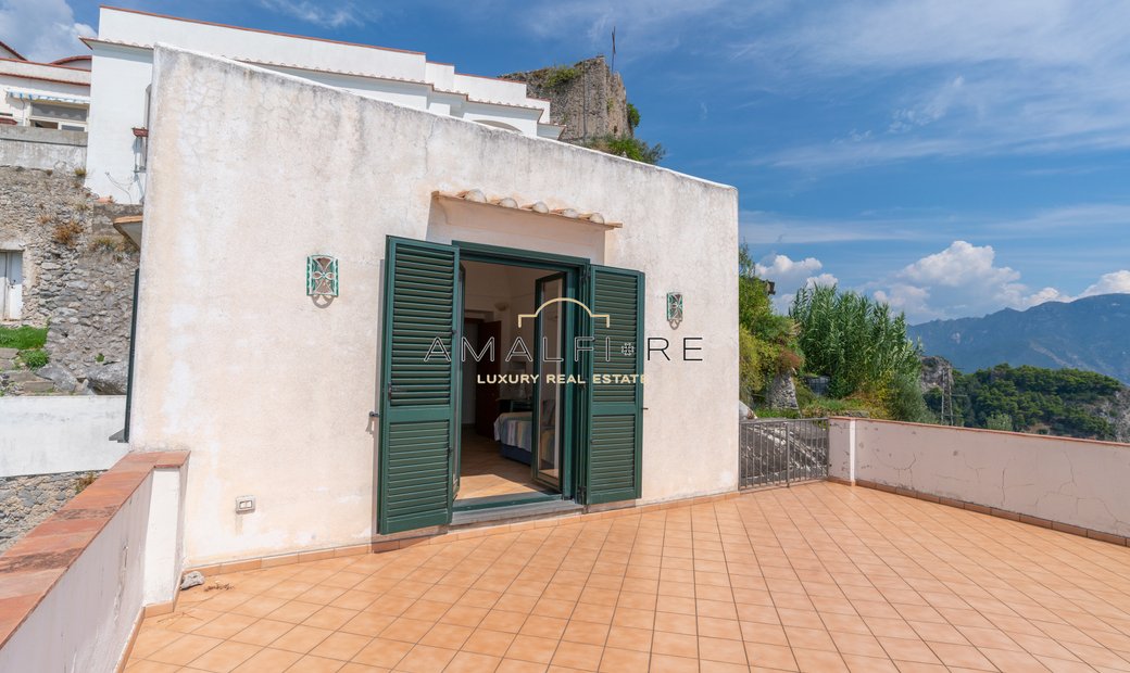 Beautiful Sea View House In Amalfi In Amalfi, Campania, Italy For Sale (11644951)