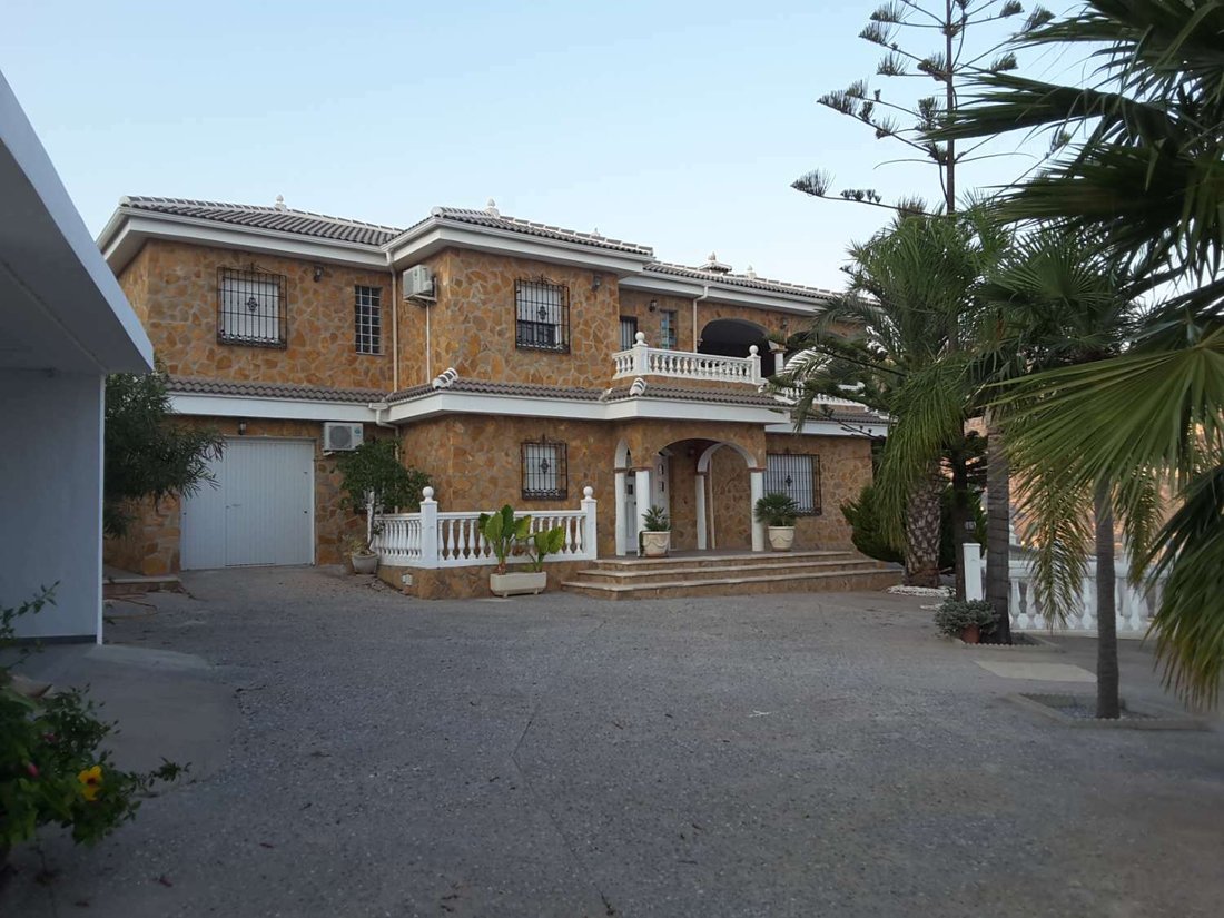 Villa in Itrabo, Andalusia, Spain 1 - 11647397