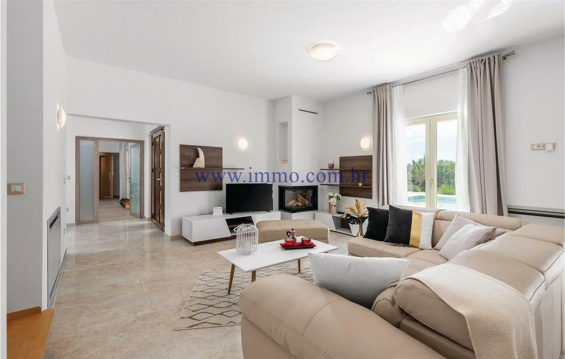 Villa in Grad Pula, Istria County, Croatia 4 - 11650030