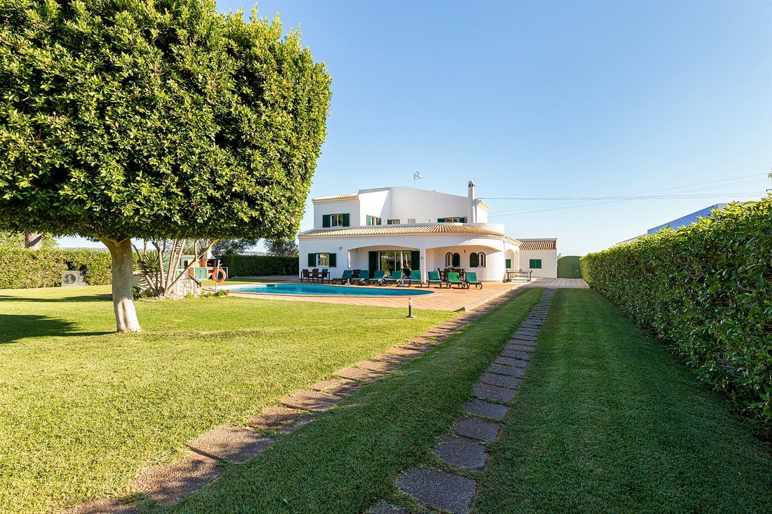 House in Olhos de Agua, Algarve, Portugal 2 - 11611390