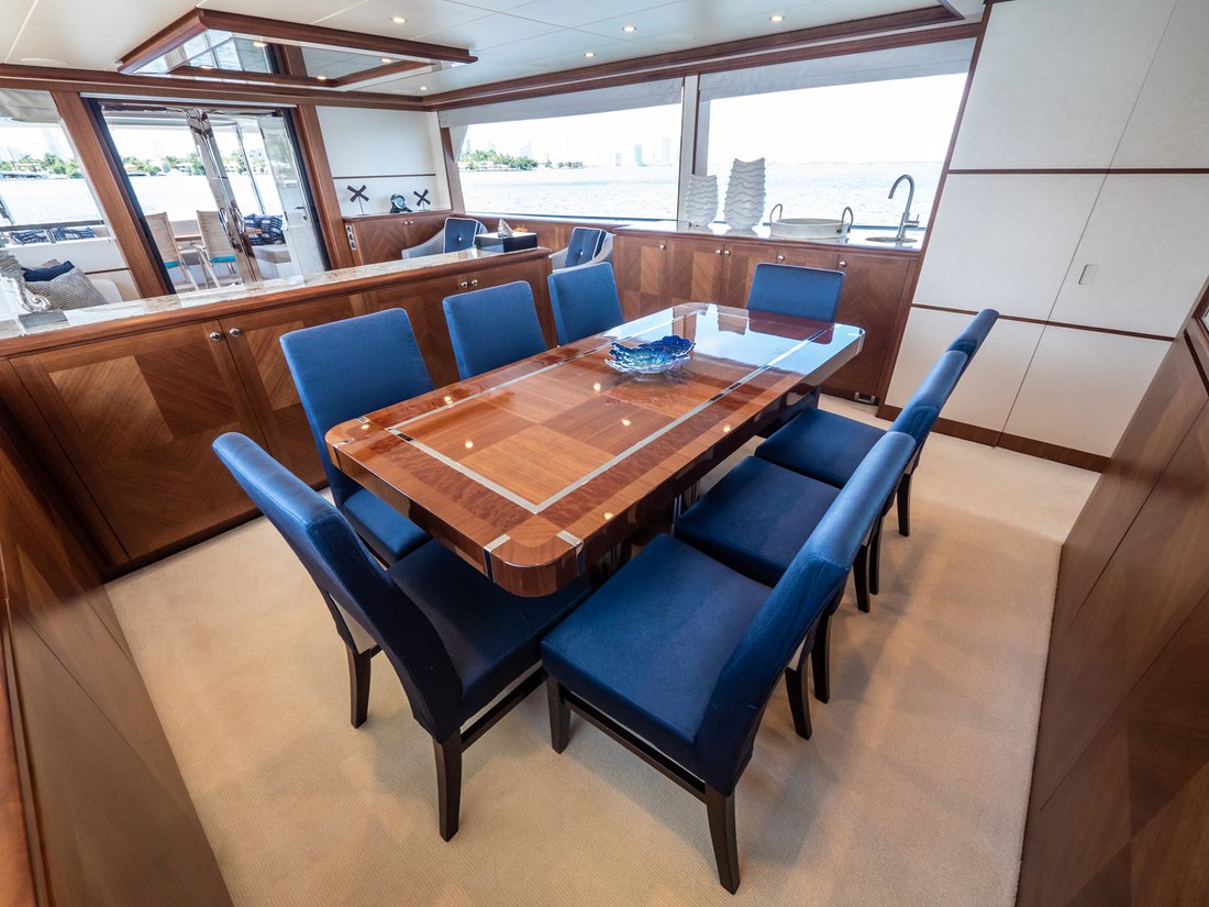 Motor Yacht in Palm Beach, Florida, United States 4 - 11652982