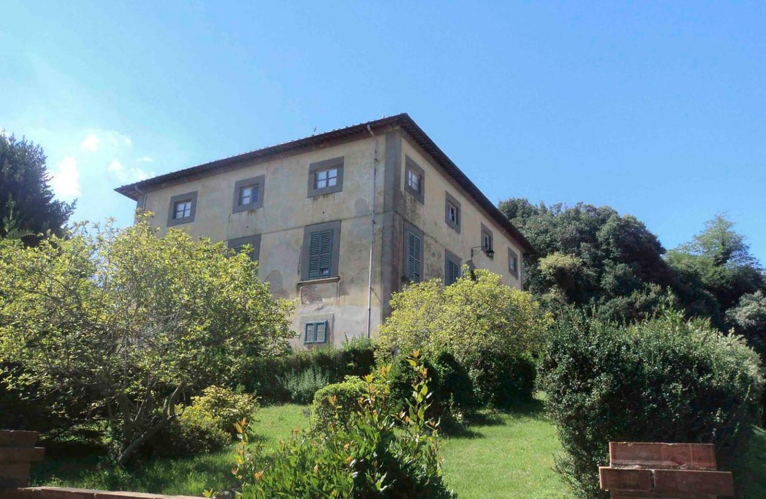 Villa in Casciana Terme Lari, Tuscany, Italy 1 - 11655626
