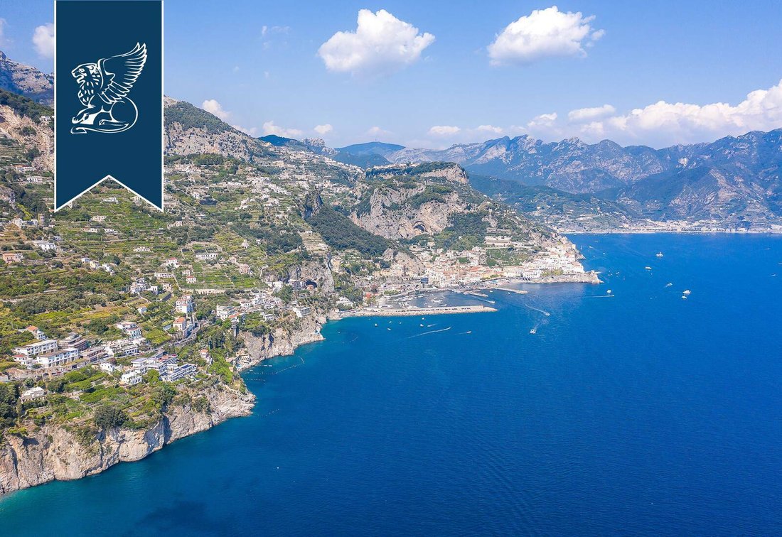 Sea Facing Estate On The Amalfi Coast In Amalfi, Campania, Italy For