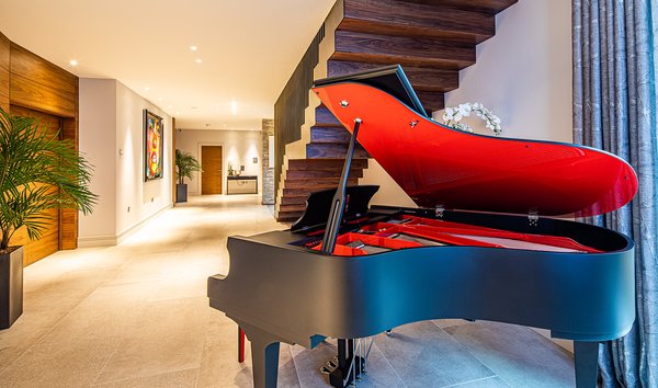 Classic Flugel Matt Black and Red Piano (11659692)