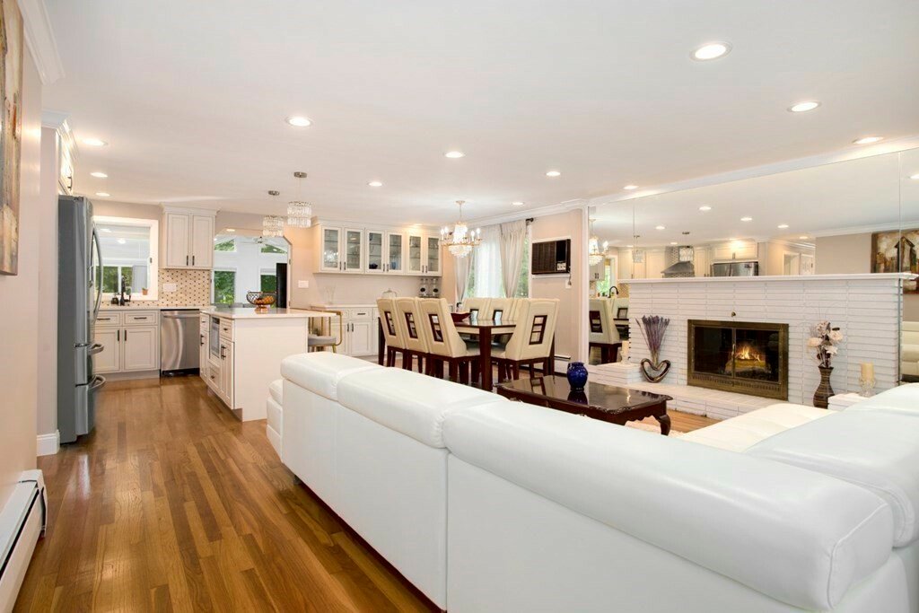 House in Peabody, Massachusetts, United States 1 - 11660822