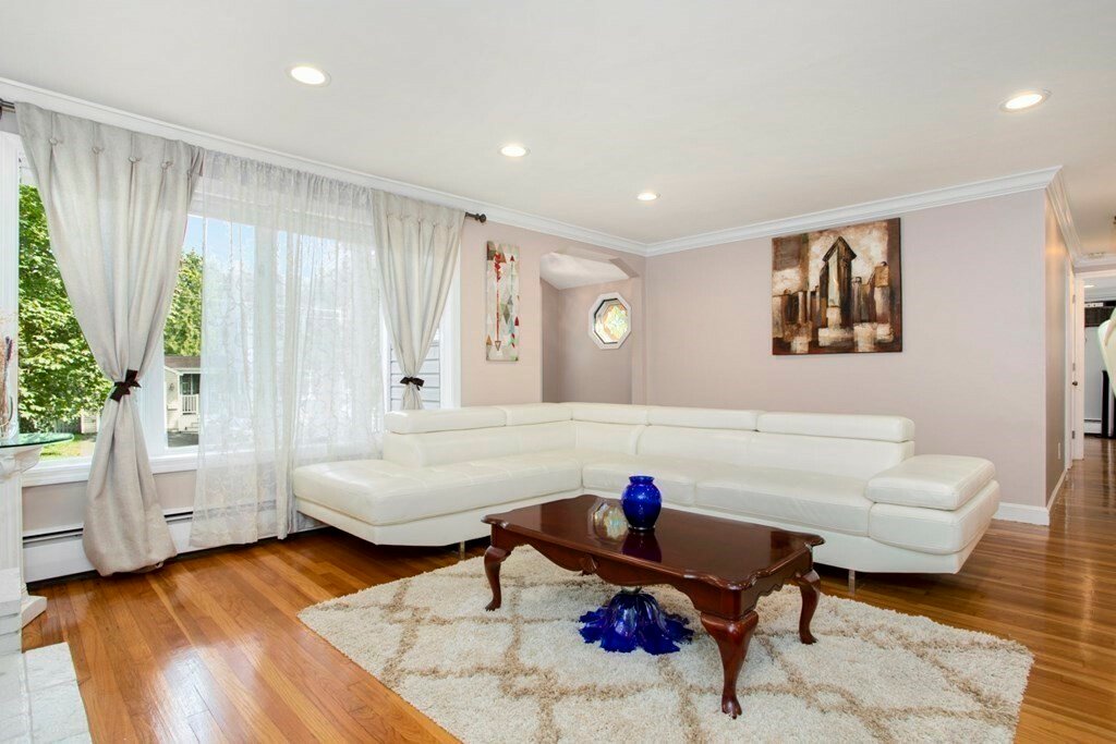 House in Peabody, Massachusetts, United States 5 - 11660822