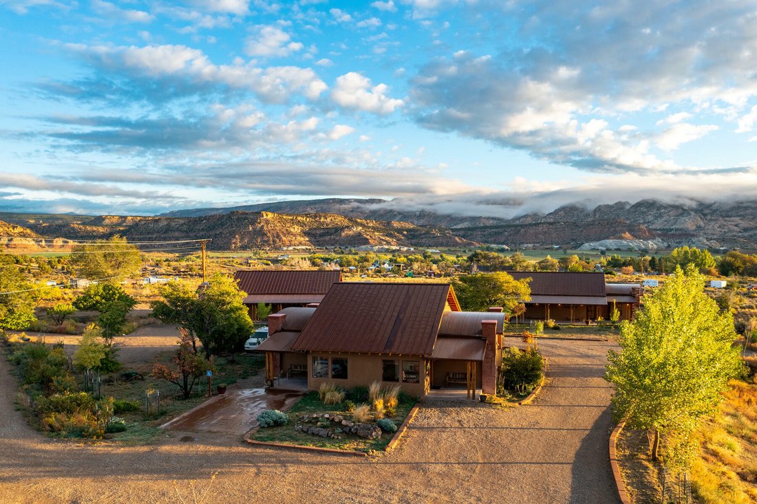 Entrada Escalante Lodge In Escalante, Utah, United States For Sale