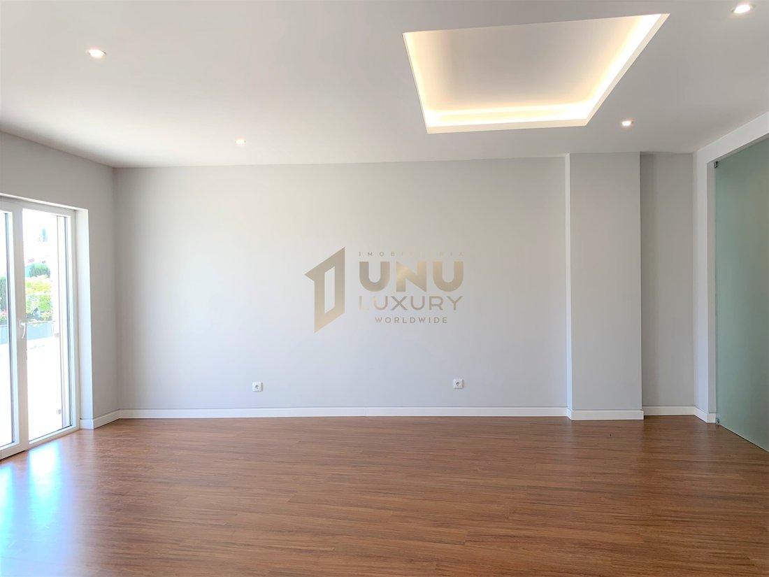 Apartment in Oeiras e Sao Juliao da Barra, Paco de Arcos e Caxias, Lisbon, Portugal 5 - 11674996