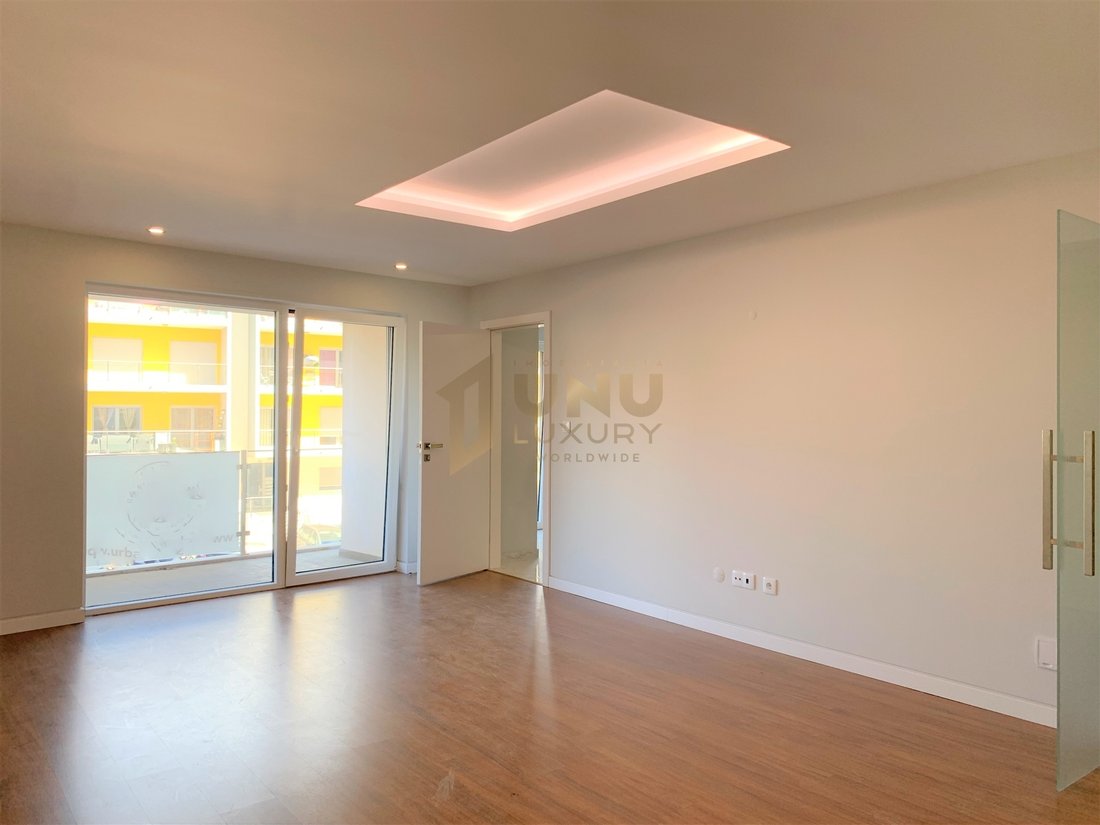 Apartment in Oeiras e Sao Juliao da Barra, Paco de Arcos e Caxias, Lisbon, Portugal 4 - 11674996