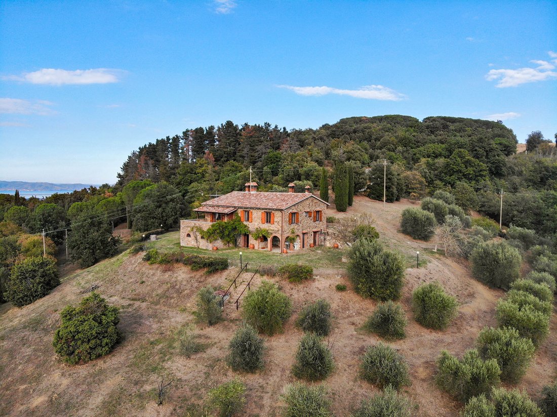 Country House in Paciano, Umbria, Italy 1 - 11677110