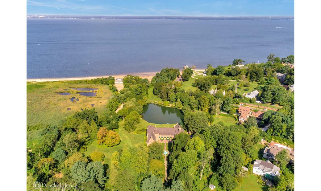 House Glen Cove In Glen Cove, New York, United States For Sale (11650604)